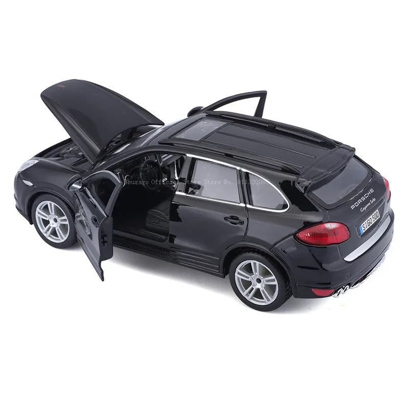 1:24 Scale Porsche Cayenne Turbo