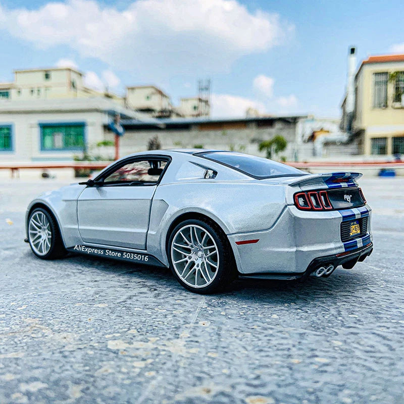 1:24 Scale 2014 Ford Mustang Model - Need for Speed Edition