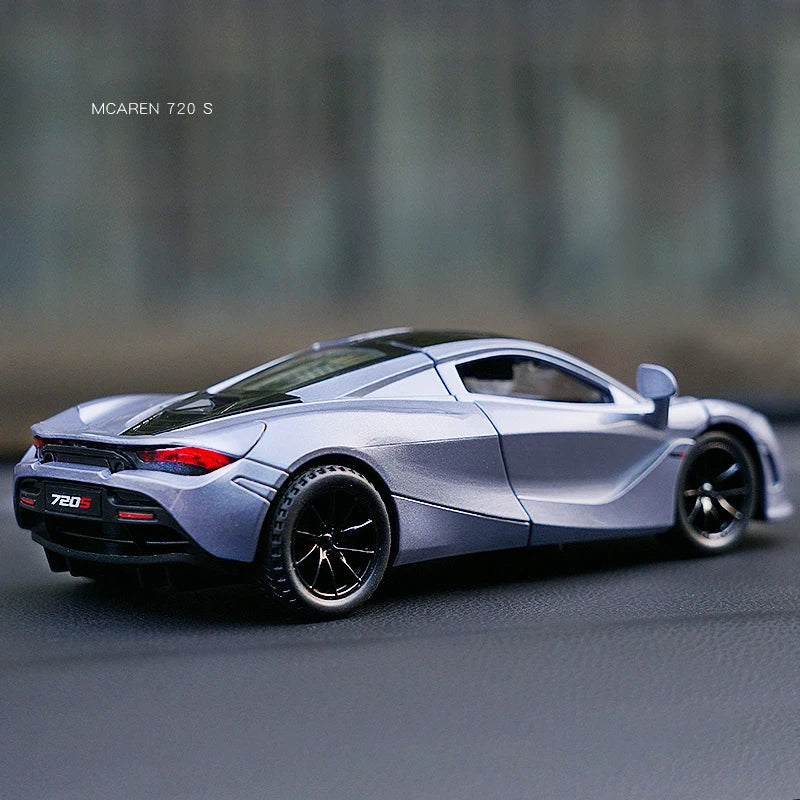 1:32 Scale McLaren 720S Spider Car Model