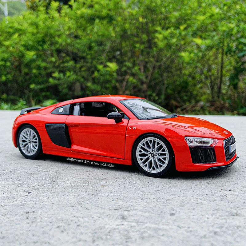 1:24 Scale Audi R8 V10 Plus Car Model