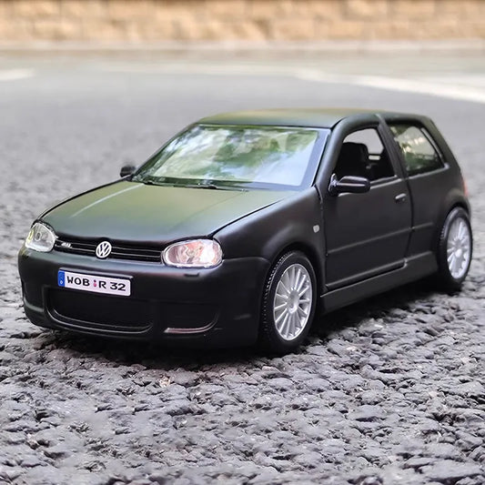 1:24 Scale Volkswagen Mk6 Golf R32 Car Model