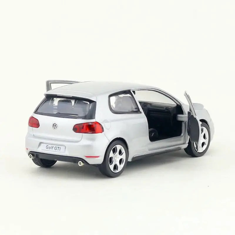 1:36 Scale VW Golf Mk6 Scale Model - with pullback mechanism!