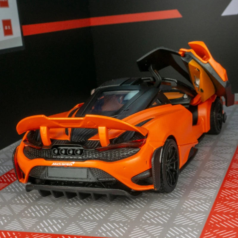 1:24 Scale McLaren 765LT Car Model