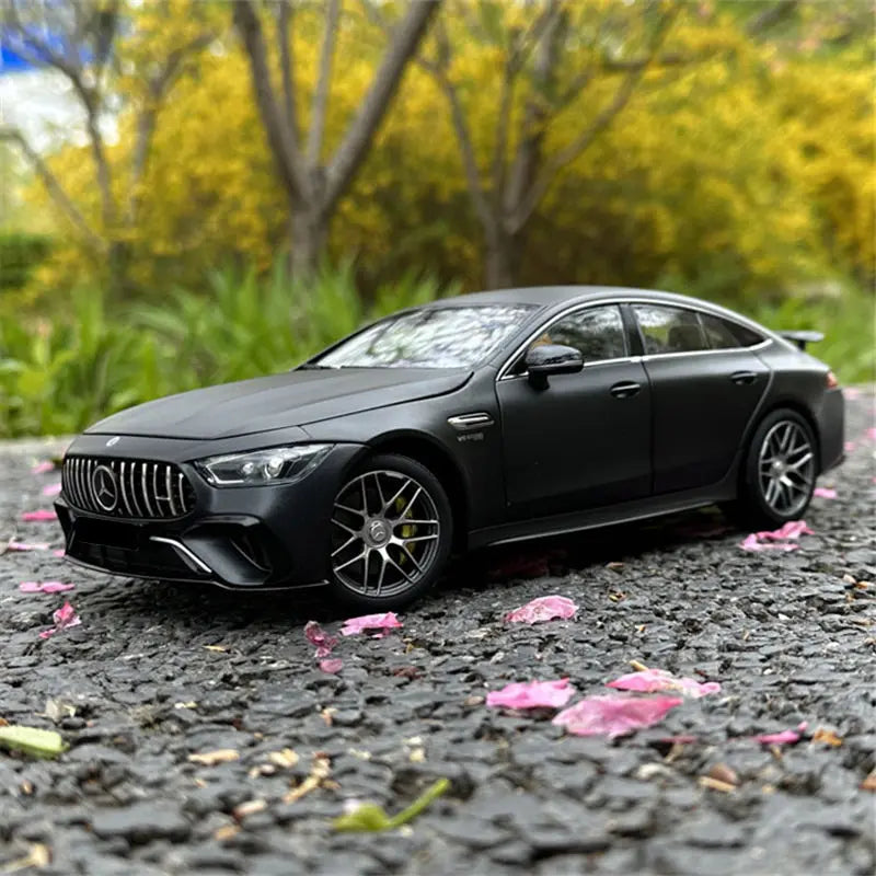 1:32 GT63S Coupe Alloy Car Model Diecasts Metal Toy Vehicle Car Model Collection Sound and Light High Simulation Childrens Gifts