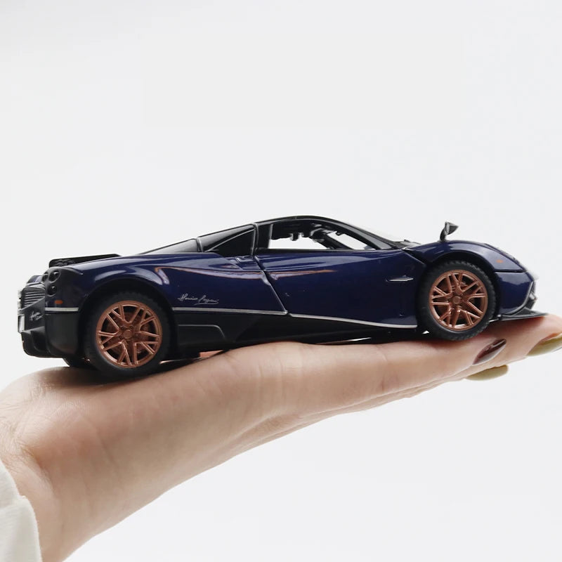 1:32 Pagani Huayra Dinastia Model Car