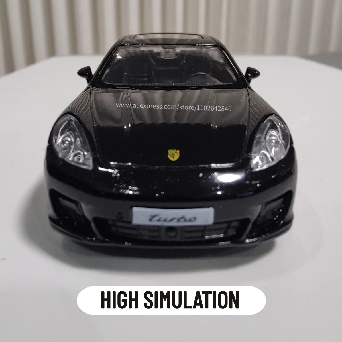 1:36 Scale Porsche Panamera Turbo