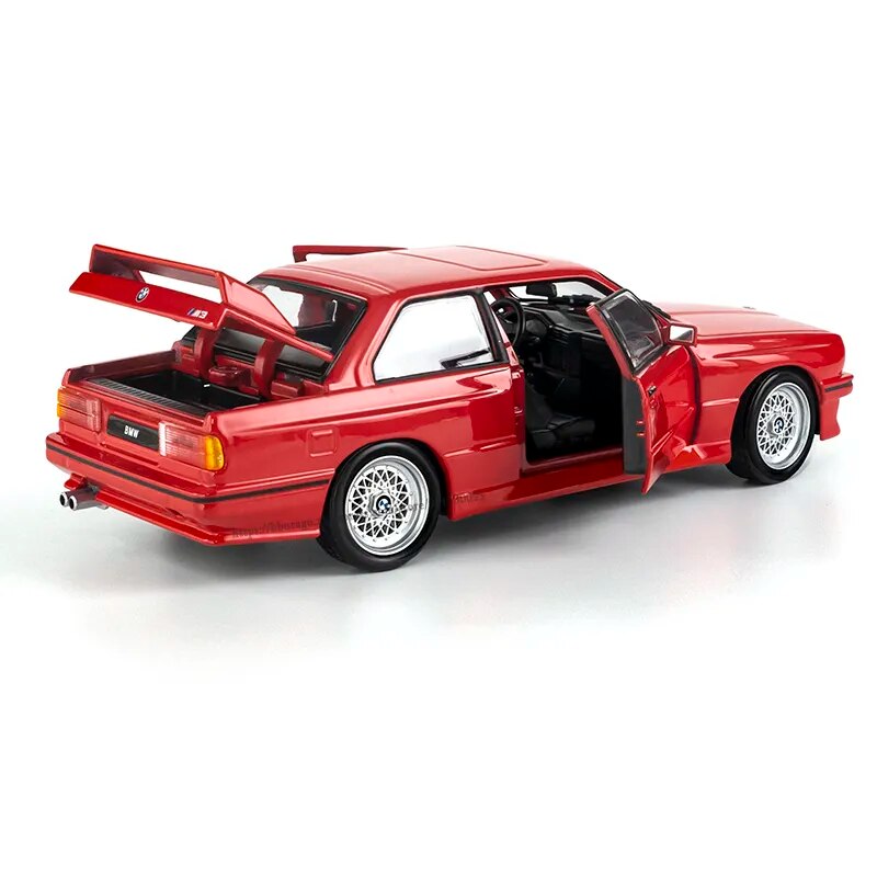 1:24 Scale BMW M3 (E30) 1988